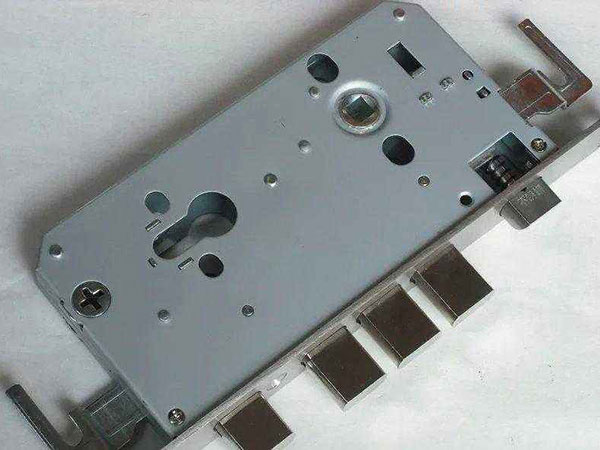 靖远24小时上门开锁公司